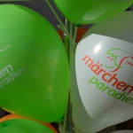 99-2015-09_Luftballon_zwei_gross_300dpi